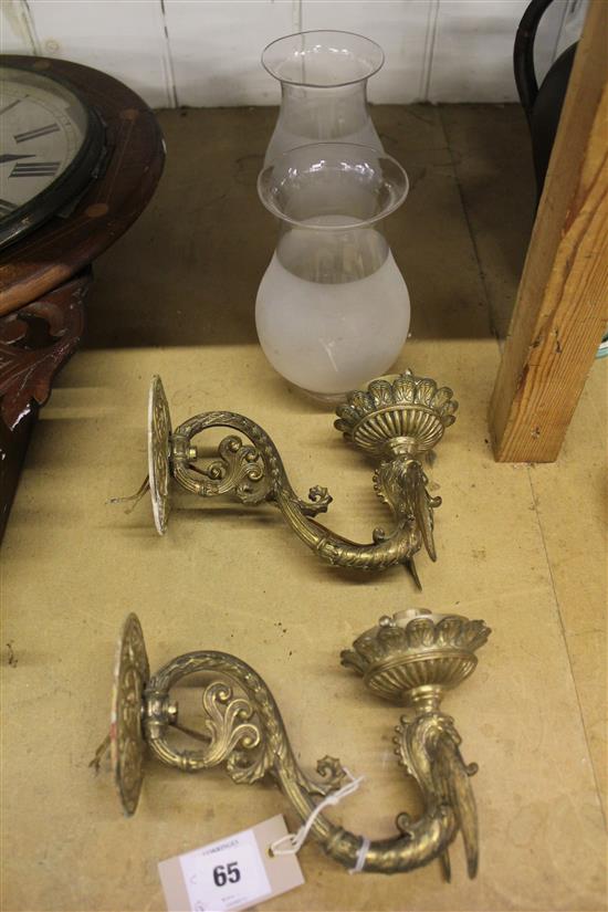 Pair of Victorian gilt bronze wall lights(-)